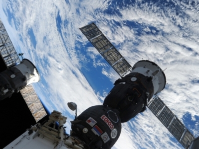 3 International Space Station crewmembers return to Earth