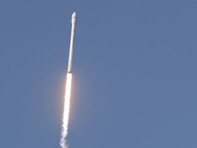 US launches SpaceX Falcon 9 rocket