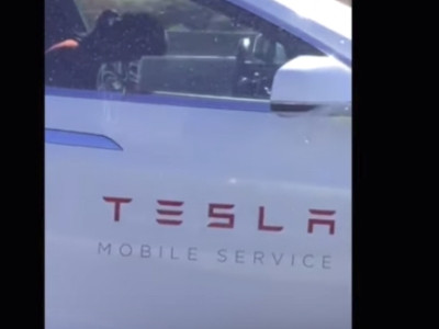 Tesla-ի աշխատակիցը ավտոպիլոտ համակարգով ընթացքի ժամանակ ղեկին քնել է