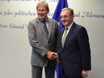 Զոհրաբ Մնացականյանը Յոհանես Հանին ներկայացրել է Հայաստանում տեղի ունեցած վերջին զարգացումները