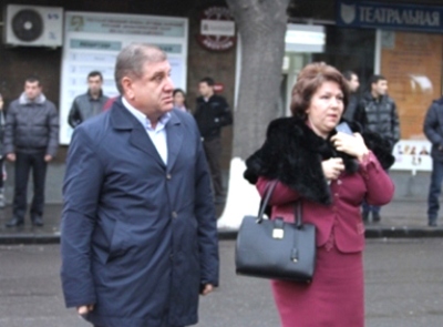 «Ժողովուրդ». «Ամուսինս քաղհալածյալ չէ». Նաղդալյանին զրկել են արտոնությունից
