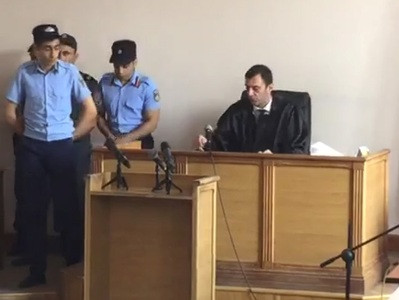 Освобожден один из обвиняемых по делу «Вооруженной группы»