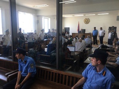 Մեր կրակոցներից մարդ չի մահացել. դատարանում հրապարակվեց Արայիկ Խանդոյանի հեռախոսազրույցը