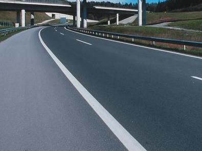 North, South Koreas start talks on road connection