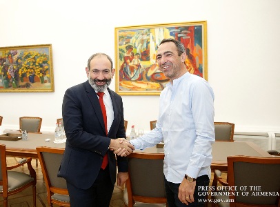 Նոր սենդին ներշնչեք սկսել ֆուտբոլիստի կարիերա. Փաշինյանը՝ Ջորկաեֆին