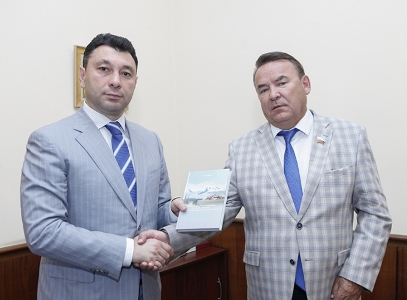 Վերջին օրերին ռուս որոշ պաշտոնյաների հակահայ հայտարարությունները մտահոգիչ են. Շարմազանովը՝ Զինուրովին