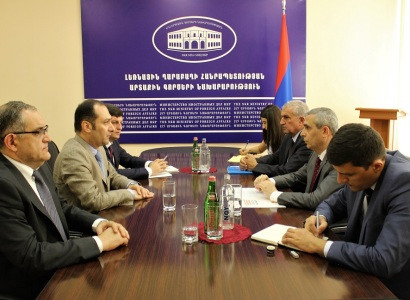 Արցախի ԱԳՆ ղեկավարը հանդիպել է ՀՀ արդարադատության նախարար Արտակ Զեյնալյանի հետ