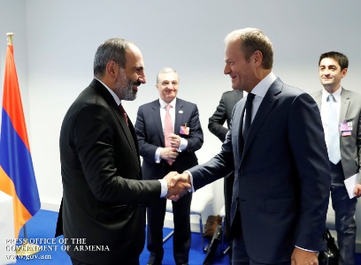 Կարող եք ակնկալել ԵՄ աջակցությունը բարեփոխումները կյանքի կոչելու ճանապարհին. Դոնալդ Տուսկը՝ Փաշինյանին (ֆոտո)