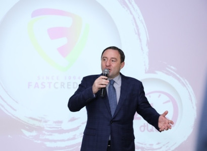 «Ֆասթ Կրեդիտ Կապիտալը» Հայաստանում կբացի եւս 5 մասնաճյուղ, իսկ Բրիտանիայում՝ 2 գրասենյակ (Ֆոտո)