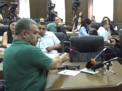 Մեղադրանքները մերկապարանո՞ց են, թե՞ հիմնված իրական փաստերի վրա. Դավիթ Հարությունը դիմեց Նաիրա Զոհրաբյանին