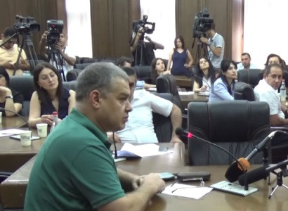 Եթե հավես ունեք, ասեք ես էլ ինձ ազատ զգամ, մինչեւ վերջին խազը լիքը բան ասեմ. Դավիթ Հարությունյանը` Մարուքյանին