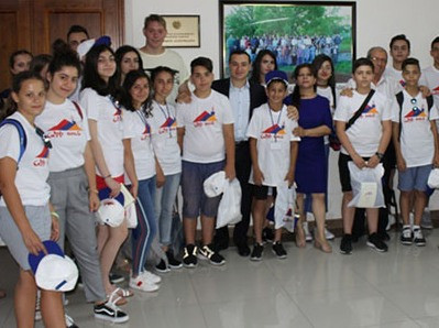 Menu.am with Armenia Diaspora Youth (PHOTOS)