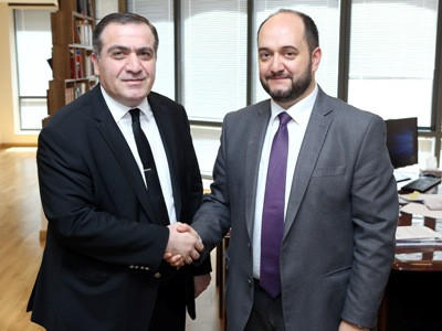 ԿԳ նախարարը Վրաստանի դեսպանի հետ քննարկել է Վրաստանի հայկական դպրոցները հայոց լեզվի դասագրքերով ապահովելու հարցը