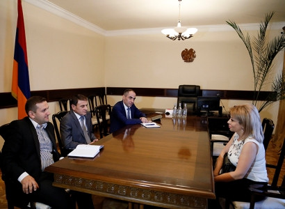 Ոստիկանապետ Վալերի Օսիպյանը քաղաքացիների է ընդունել (ֆոտո)