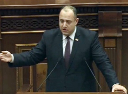 37 թիվը չէ, թող գա, մարդկանց հետ շփվի ու բացատրի. Միհրան Հակոբյանը՝ առողջապահության նախարարի մասին