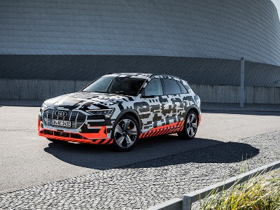 Audi-ն հայտնել է առաջին էլեկտրական քրոսովերի պրեմիերայի օրը (ֆոտո)