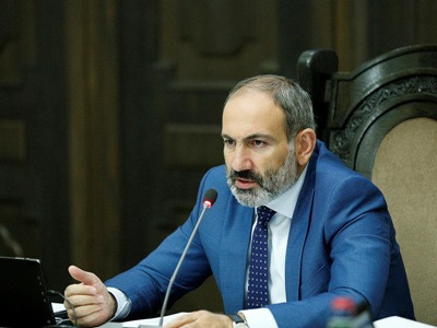Այսպես գնա, մի օր կստեղծվի ատամնաբույժների ակադեմիա, եթե դեռ չի ստեղծվել. Փաշինյանը՝ զուգահեռ իրականությունների մասին