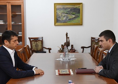 «Հայբիզնեսբանկի» նախագահը հանդիպել է Արցախի պետնախարարի հետ