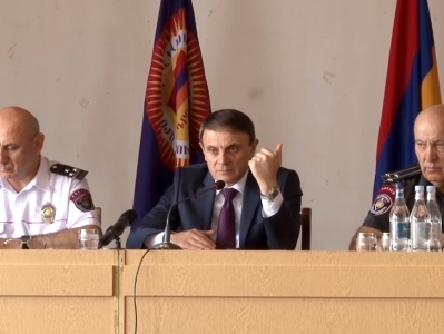 Օսիպյանը Շիրակում հանձնարարել է ուշադրություն դարձնել նախկինում կատարված հանցագործությունների բացահայտմանը