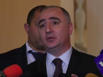 Бывшему премьер-министру Армении Овику Абрамяну обвинение не предъявлено