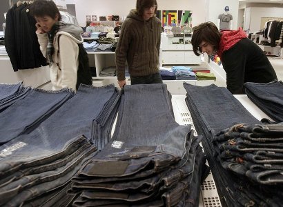 Lee եւ Wrangler  ապրանքանիշերի սեփականատերը մտածում է ջինսի բիզնեսից դուրս գալու մասին