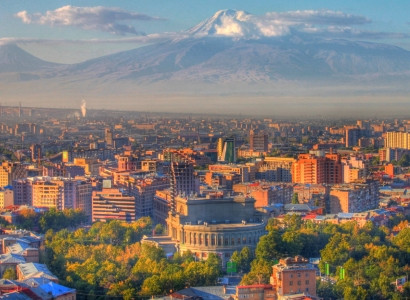 Երեւանը նոր շունչ է ստացել. Փիթեր Բալաքյանի հոդվածը «The New York Times»-ում
