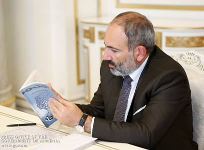 Վարչապետն ընդունել է ապրիլյան քառօրյա պատերազմում զոհված զինծառայողների ընտանիքների անդամներին