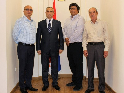 Karabakh FM receives delegation of Tufenkian Benevolent Foundation