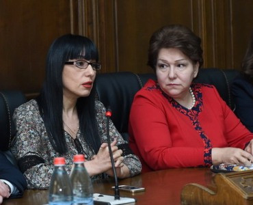 «Ժամանակ». Նաիրա Զոհրաբյանն ընդդեմ Հերմինե Նաղդալյանի. թեժ պայքար է սպասվում