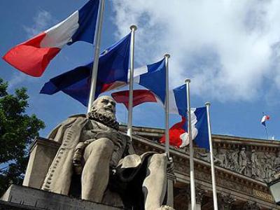 France responds to Trump’s wild Twitter tirade