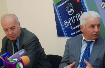 «Հրապարակ». Կես տոննա քաշով բրոնզե արձանը գողացել են. Նորիկ Մուրադյանը սթրեսից դիմել է Փաշինյանին ու Վանեցյանին