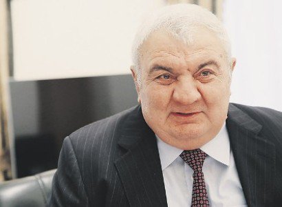 Օր օրի արատավորվում է գեներալի պատիվը. ինչո՞ւ է Խաչատուրովը դատի տվել քաղաքագետին