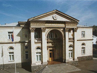 Armenian parliament agrees to move president’s residence to Baghramyan 26