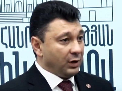 Փաշինյանն ինչքան խելքը գլխին կադր ունի, մեր իշխանությունից են եկել. Էդուարդ Շարմազանով