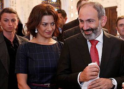 «Իրատես». «Մոնարխ» ռեստորանում տոնվել է Փաշինյանի դստեր 20-ամյակը. ներկաները «հուժկու» քծնել են Նիկոլին