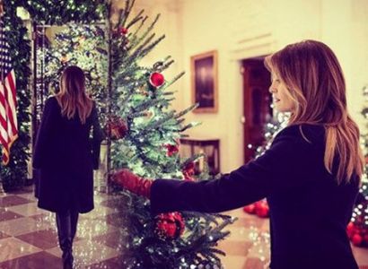 Melania Trump unveils White House Christmas decorations
