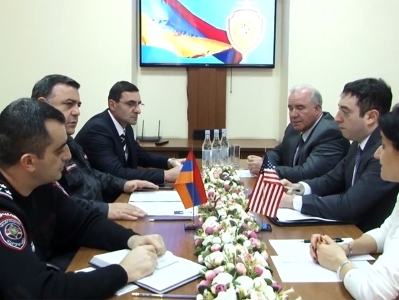 Փոխոստիկանապետը ԱՄՆ դեսպանատան ներկայացուցիչներին է ներկայացրել բալային տուգանային համակարգը