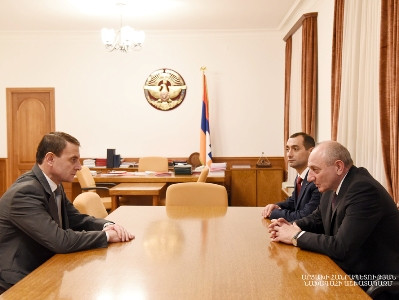 Karabakh president meets Armenia police chief
