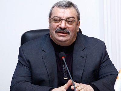 Ես չեմ հանդիպում ո՛չ Ռոբերտ Քոչարյանի, ո՛չ Սերժ Սարգսյանի հետ. Միկա Բաղդասարով