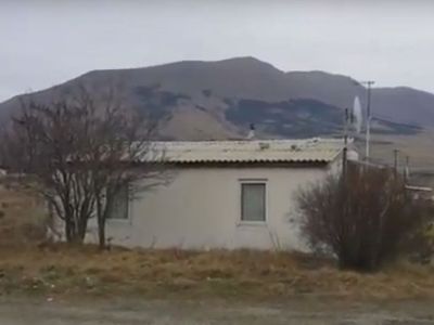 Վագոն–տնակներում պետք է ապրեին 2 տարի, սակայն անցել է 30 տարի՝ դեռ բնակարան չեն ստացել