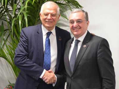 Armenia, Spain foreign ministers discuss cooperation