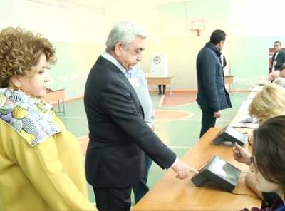 «Հրապարակ». Ողջ գիշեր ՀՀԿ-ն անցկացրել է ոտքի վրա. կբողոքարկե՞ն արդյունքները. Կարծիքները կիսվել են
