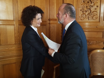 Բանակցություն՝ առանց կրակոցի․ Աննա Հակոբյանը Բեռնում ներկայացրել է իր նախաձեռնած արշավի նպատակը