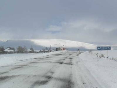 Սեւանի թերակղզուց մինչեւ Դիլիջանի թունել ճանապարհահատվածում բուք է
