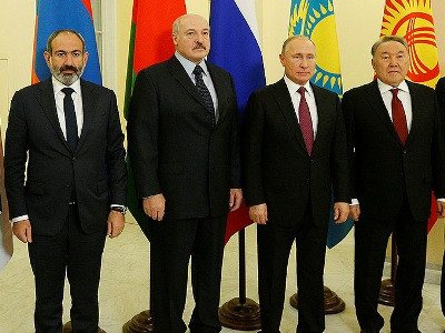 Lukashenko: Putin, Nazarbayev addressed just one question to Pashinyan