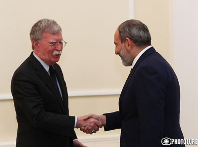 «Առավոտ». Առերեսվել իրականությանը. իսկ քննարկվո՞ւմ է որեւէ տարբերակ, որը չի նախատեսում 5 շրջանների հանձնում
