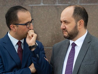 «Ժողովուրդ». Արսեն Թորոսյանի թիմակիցների կողմից գրոհ՝ ընդդեմ Արայիկ Հարությունյանի ներկայացրած կադրերի