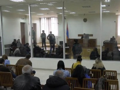 «Ներում եմ ձեզ, հասկանում եմ, տղա եք՝ փախաք՝ գնացիք». Արմեն Բիլյանը՝ ՊՊԾ գունդը լքած Էդգարին (ֆոտո)