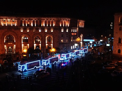 Կրկին տոնական տրամադրություն «Կոկա-Կոլայից». Աշխարհին ավելի շատ Սանտաներ են հարկավոր. դարձիր նրանցից մեկը (ֆոտո)