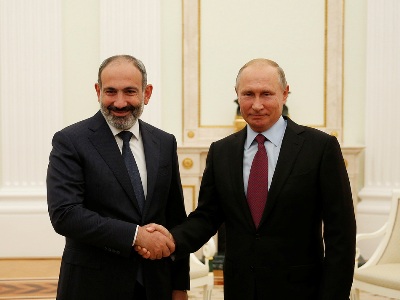Pashinyan-Putin meeting starts in Moscow